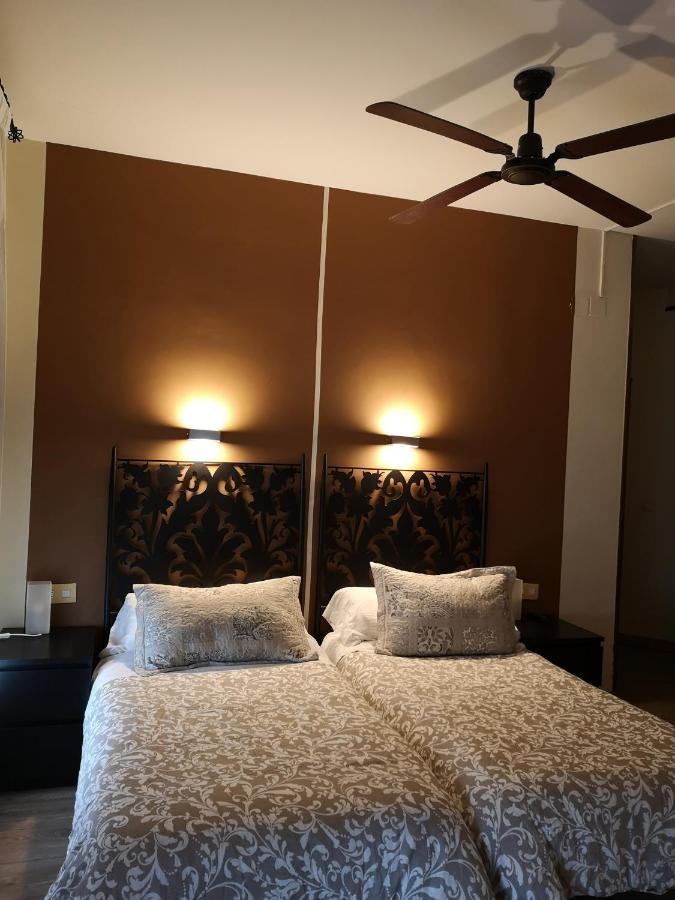 Hostal Plaza شقوبية المظهر الخارجي الصورة
