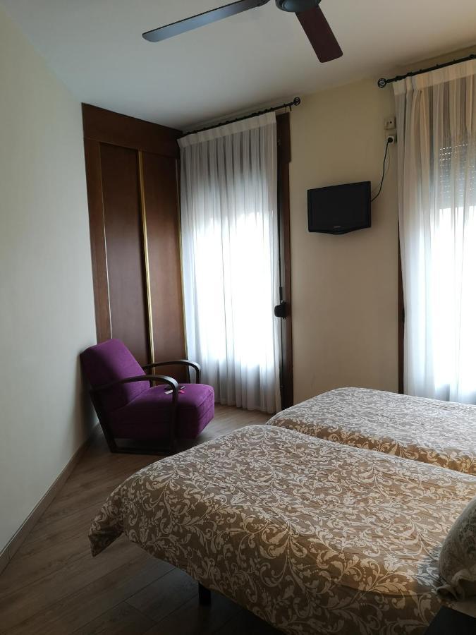 Hostal Plaza شقوبية المظهر الخارجي الصورة