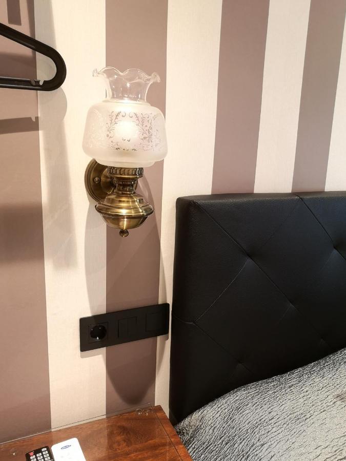 Hostal Plaza شقوبية المظهر الخارجي الصورة