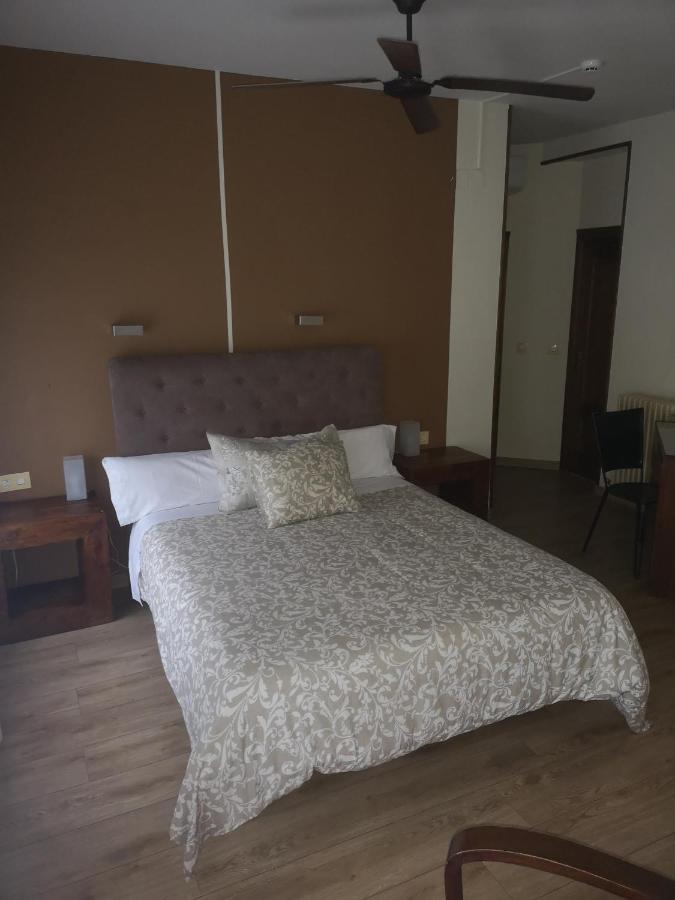 Hostal Plaza شقوبية المظهر الخارجي الصورة
