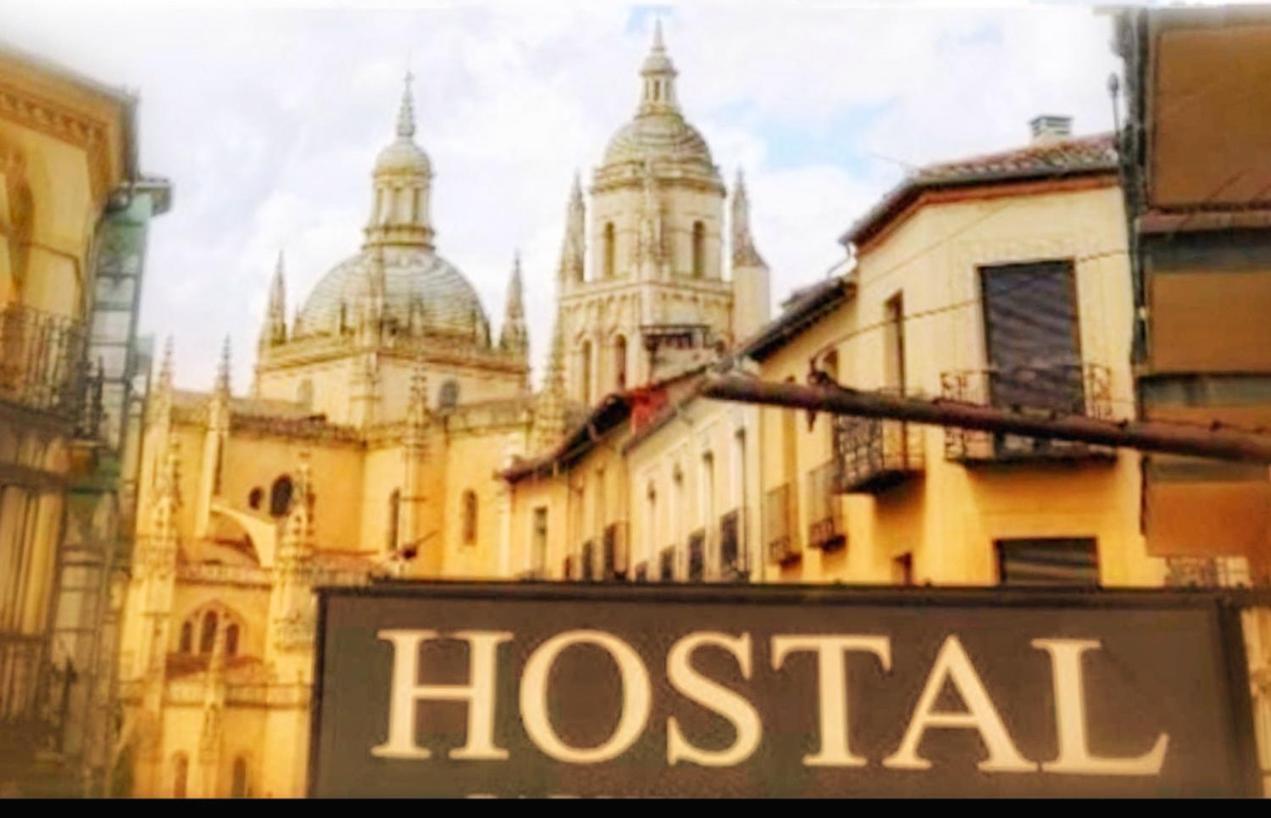 Hostal Plaza شقوبية المظهر الخارجي الصورة
