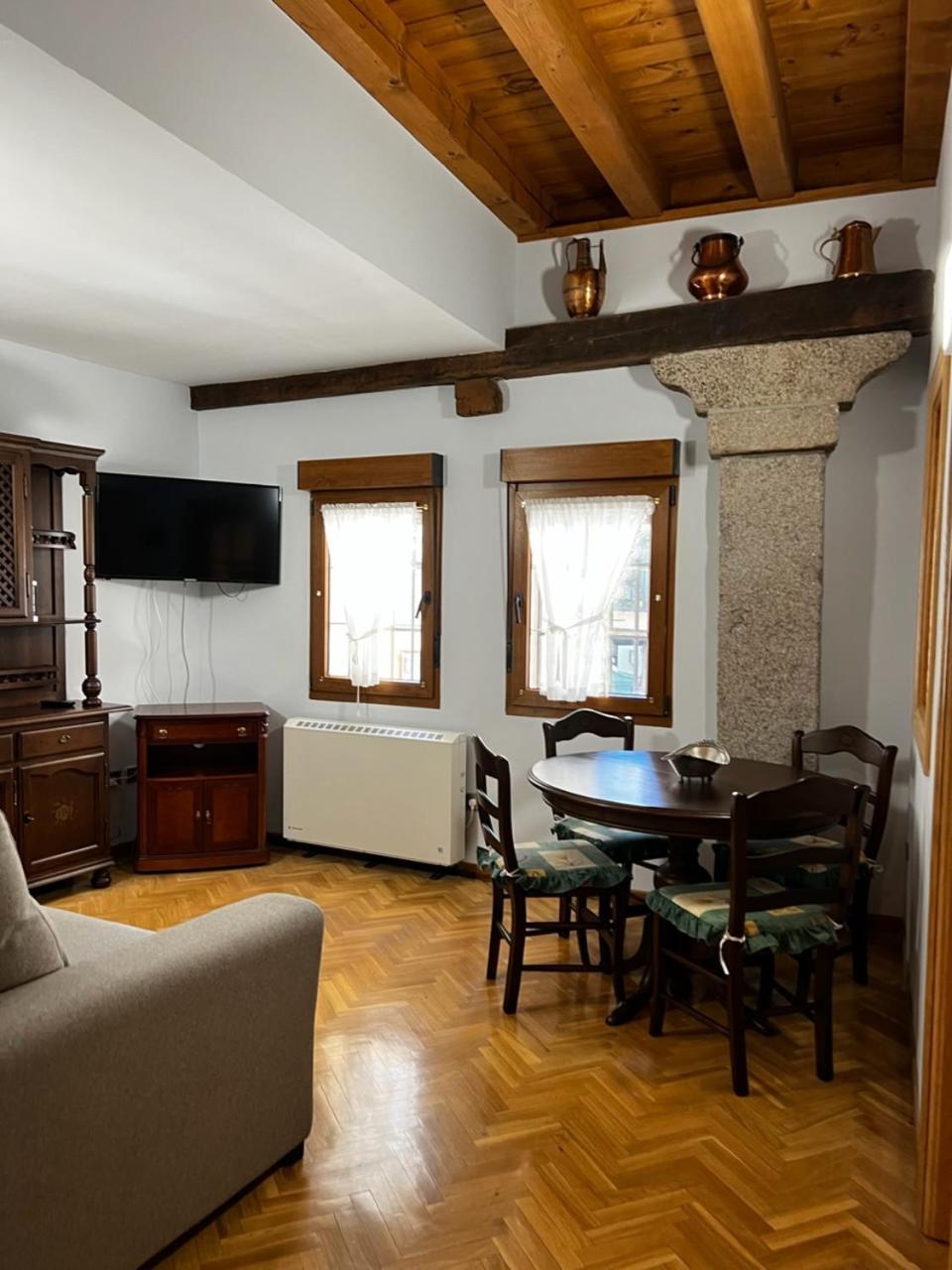 Hostal Plaza شقوبية المظهر الخارجي الصورة